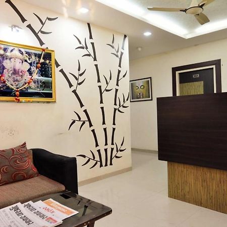 Hotel Royal Apple Ahmedabad Exterior photo